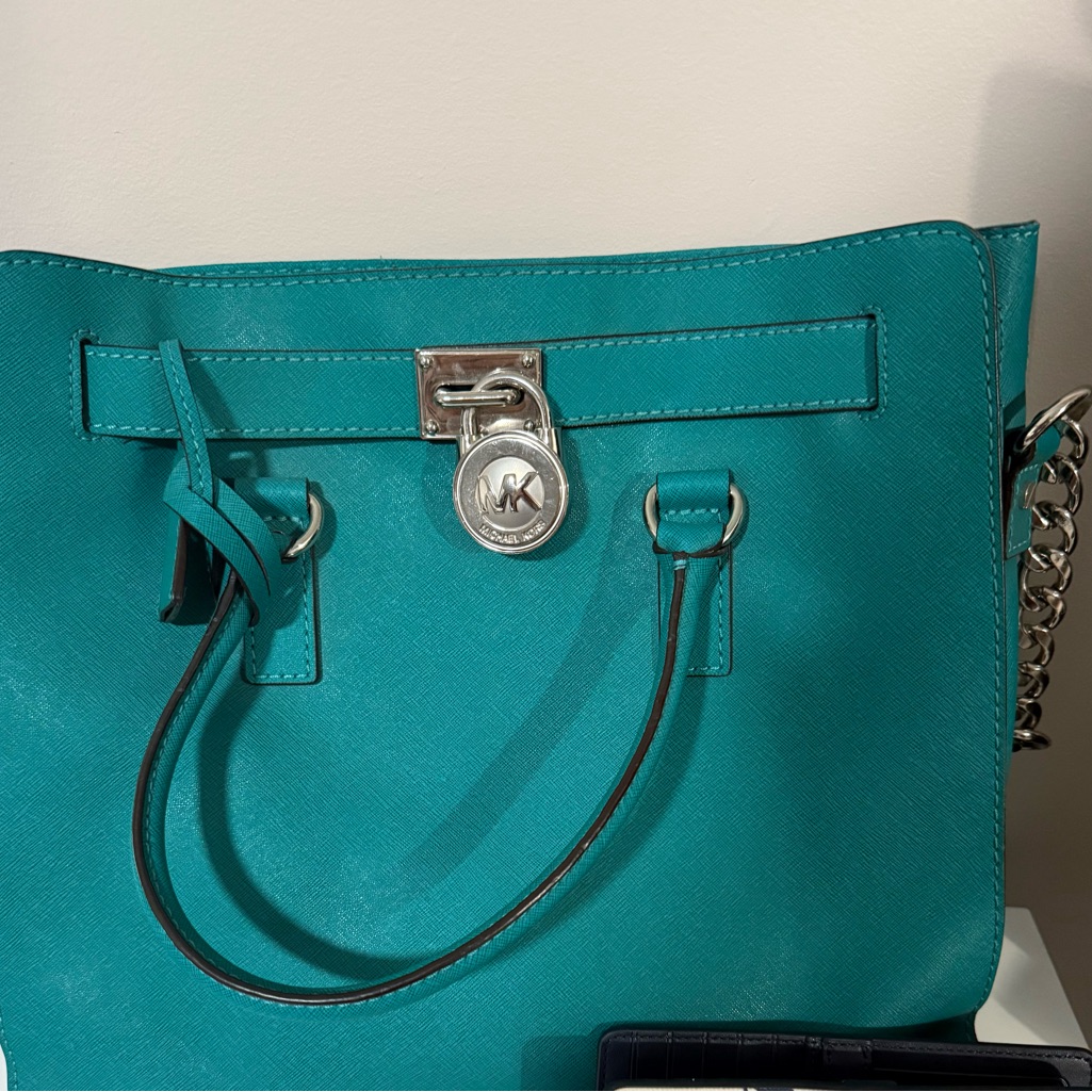 Michael Kors Blue Tote Bag With Glossy Finish And Structured Design